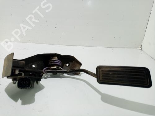 pedal-toyota-corolla-_e12_-20-d-4d-cde120r-cde120l_-7801013010-2001-2002-2003-2004-2005-2006-2007-2008-19009244 main image