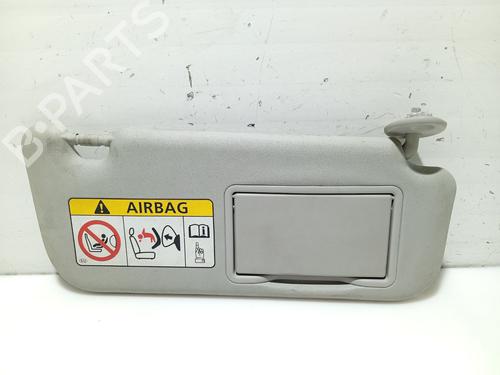 Høyre solskjerm TOYOTA AURIS Estate (_E18_) 1.8 Hybrid (ZWE186_, ZWE186R, ZWE186H) (136 hp) 31107975