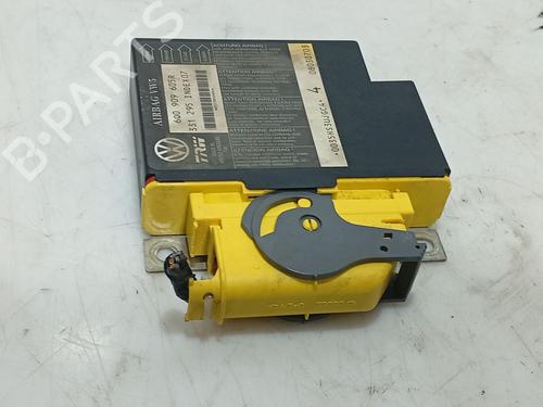 ecu-airbags-seat-ibiza-iii-6l1-2002-2003-2004-2005-2006-2007-2008-2009-32424687 main image