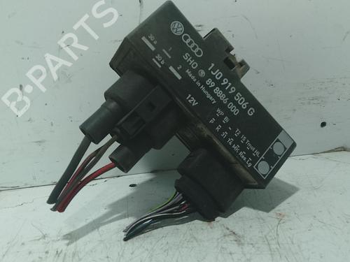 Used Electronic module Electronic module SEAT CORDOBA Vario (6K5) 1.4 i (60 hp) 39981155 39981155