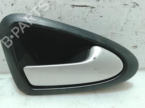 Used Rear right interior door handle Rear right interior door handle 38013133 38013133
