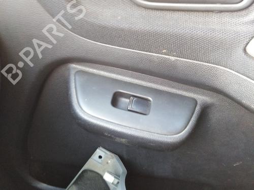Used Right front window switch SUZUKI IGNIS I (FH) [2000-2005]  18993276