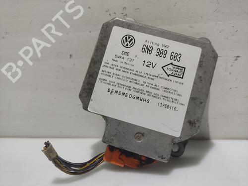 Used ECU airbags VW GOLF III (1H1) [1989-2000]  22979079