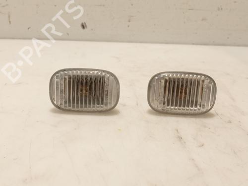 Venstre indikator TOYOTA AVENSIS (_T25_) 2.0 D-4D (CDT250_, CDT250R) (116 hp) 32026353