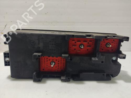 Fuse box OPEL VECTRA C (Z02) 2.0 DTI 16V (F69) | BP31098812E1
