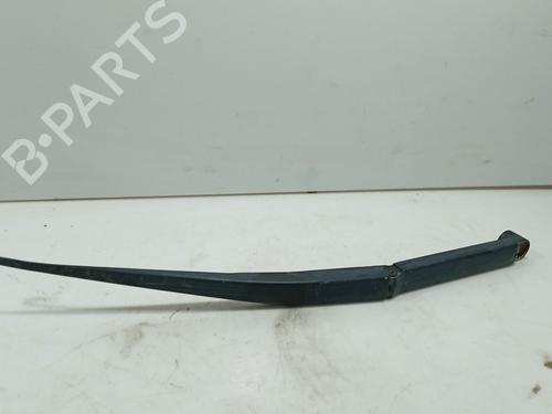 Used Front windshield wiper arm Front windshield wiper arm 38772502 38772502