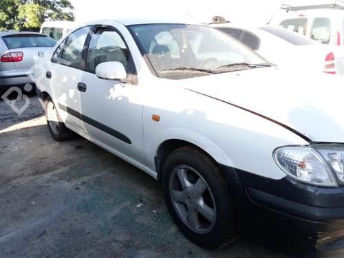 Right front fog light NISSAN ALMERA II (N16) 2.2 Di | BP31101852C31 