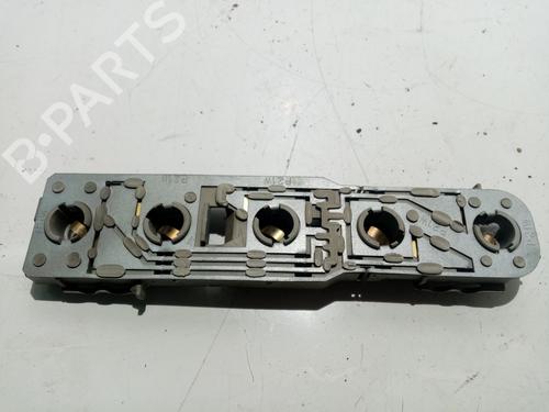 Used Lamp holder Lamp holder 19009934 19009934