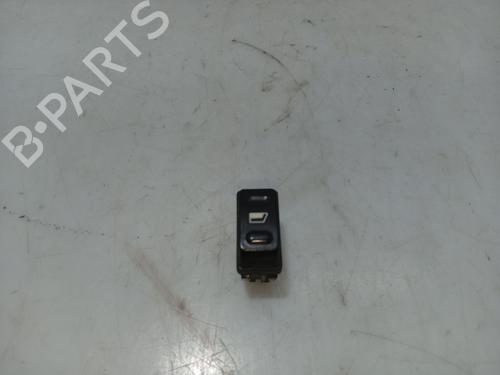 Used Right front window switch CITROËN XSARA PICASSO (N68) 1.6 HDi (90 hp) 31107065