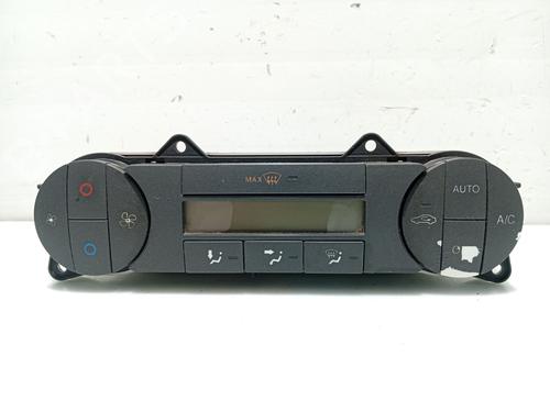 Używane Panel klimatyzacji / ogrzewania FORD MONDEO III (B5Y) 2.0 16V TDDi / TDCi (115 hp) 31104548
