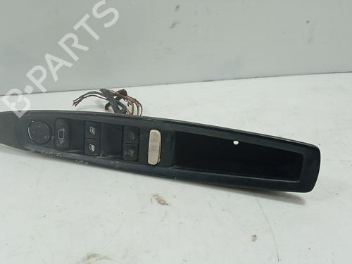 Mando elevalunas delantero izquierdo Mando elevalunas delantero izquierdo CITROËN C4 I (LC_) 1.6 HDi (90 hp) 37601644 37601644