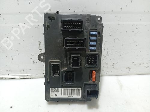 Used Electronic module PEUGEOT 407 SW (6E_, 6D_) 2.0 HDi 135 (136 hp) 31100837