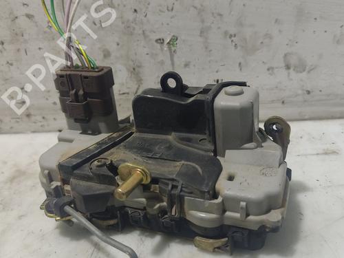 Used Front right lock CITROËN XSARA PICASSO (N68) 2.0 HDi (90 hp) 31105457