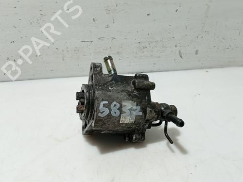 Used Vacuum pump TOYOTA COROLLA (_E12_) 2.0 D-4D (CDE120_, CDE120R) (90 hp) 31101731