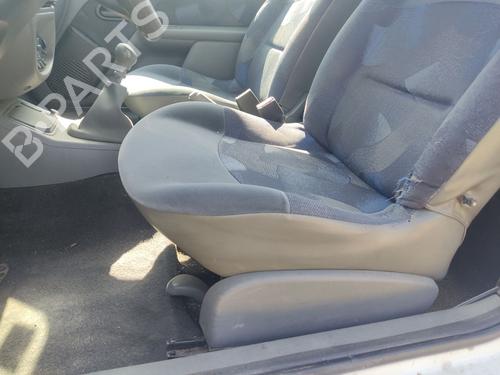 Front left door window RENAULT CLIO II (BB_, CB_) 1.2 (BB0A, BB0F, BB10, BB1K, BB28, BB2D, BB2H, CB0A,... | BP31107939C18 