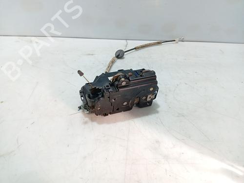 Used Front right lock VW TOUAREG (7LA, 7L6, 7L7) 5.0 V10 TDI (313 hp) 32175655