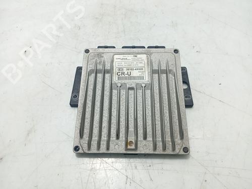 Used Engine control unit (ECU) KIA CARNIVAL II (GQ) 2.9 CRDi (144 hp) 31194202