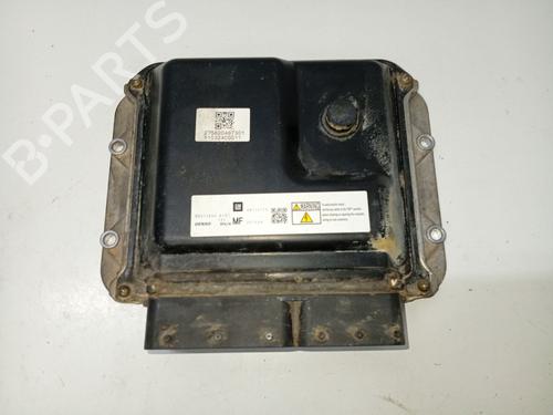 Used Engine control unit (ECU) OPEL ZAFIRA / ZAFIRA FAMILY B (A05) 1.7 CDTI (M75) (110 hp) 31105111