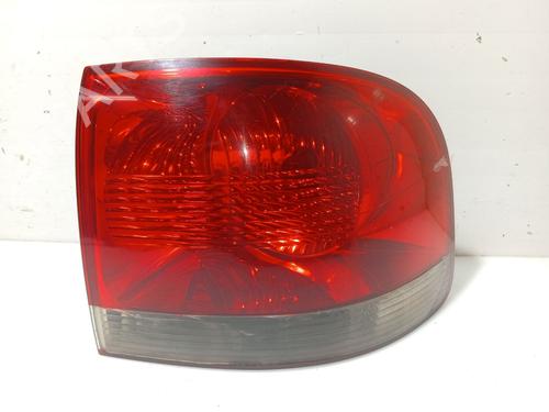 Højre baglygte VW TOUAREG (7LA, 7L6, 7L7) 2.5 R5 TDI (174 hp) 31102048