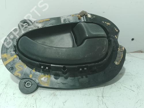 Used Front right interior door handle Front right interior door handle 39588457 39588457