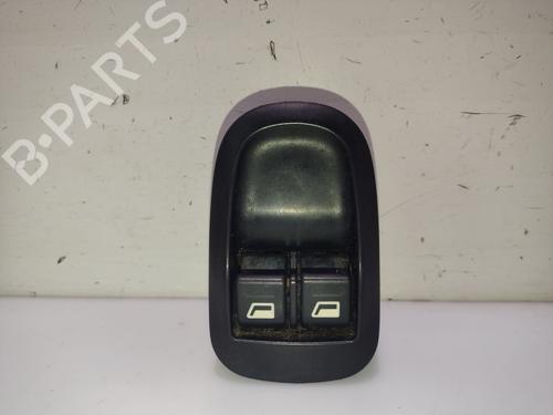 Used Left front window switch PEUGEOT 206 Hatchback (2A/C) 1.4 i (75 hp) 24499183