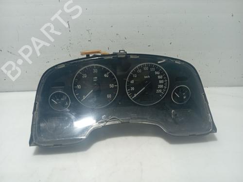Used Instrument cluster OPEL ZAFIRA A MPV (T98) 2.0 DTI 16V (F75) (101 hp) 31110326