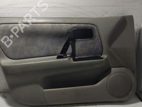 Guarnecido delantero izquierdo NISSAN PRIMERA Hatchback (P11) 2.0 TD (90 hp) 31106726