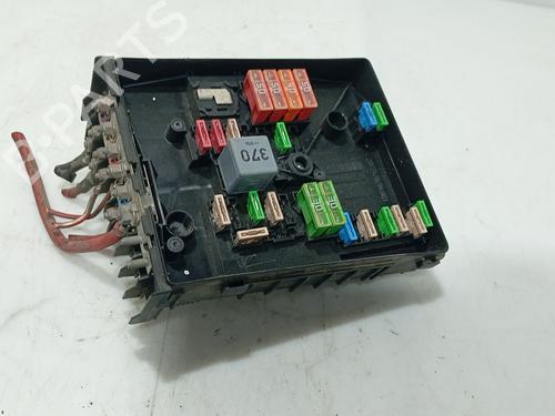 Used Fuse box Fuse box 36882612 36882612