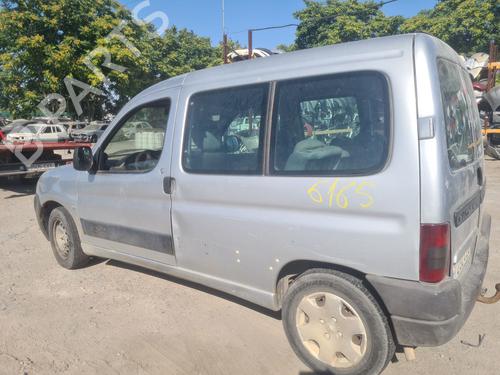 Front left lock CITROËN BERLINGO / BERLINGO FIRST MPV (MF_, GJK_, GFK_) 1.9 D (MFWJZ) | BP31252742C98