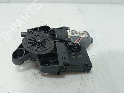 Used Right front window motor Right front window motor RENAULT MEGANE III Hatchback (BZ0/1_, B3_) 1.5 dCi (106 hp) 32686706 32686706
