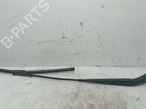 Used Front windshield wiper arm Front windshield wiper arm 37066514 37066514