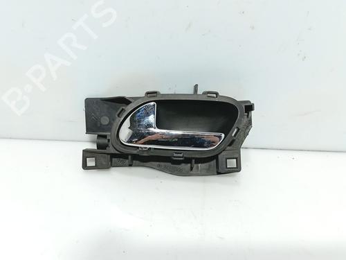 Used Front left interior door handle Front left interior door handle 37871738 37871738
