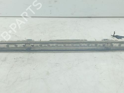 Used Rear center light Rear center light OPEL VECTRA C GTS (Z02) 1.9 CDTI (F68) (120 hp) 40515704 40515704