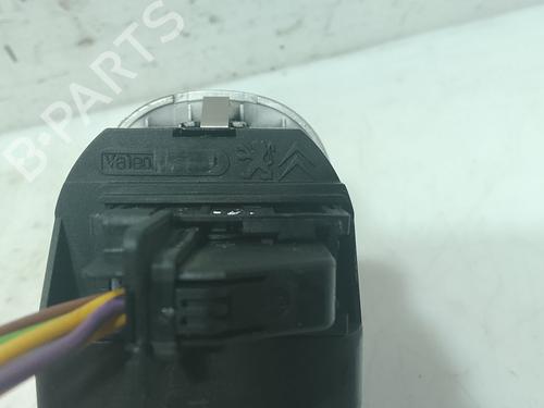 Left front window switch PEUGEOT 206+ (2L_, 2M_) 1.1 | BP38775132I27 - Image 4