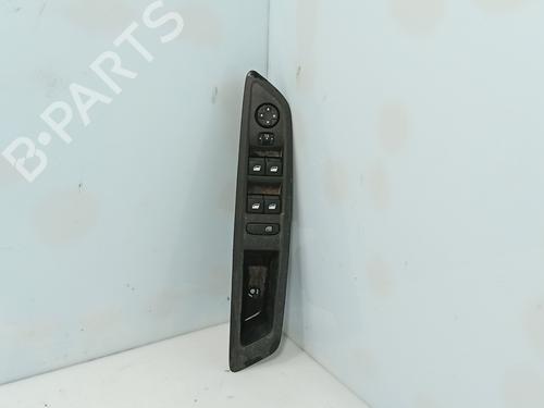 Used Left front window switch Left front window switch CITROËN C4 III (BA_, BB_, BC_) 1.2 PureTech 130 (BAHNSA, BAHNSB) (130 hp) 40280479 40280479
