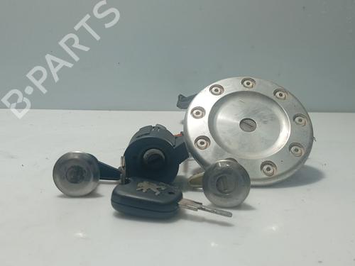 Used Ignition barrel PEUGEOT 206 Hatchback (2A/C) 1.4 HDi eco 70 (68 hp) 31101140