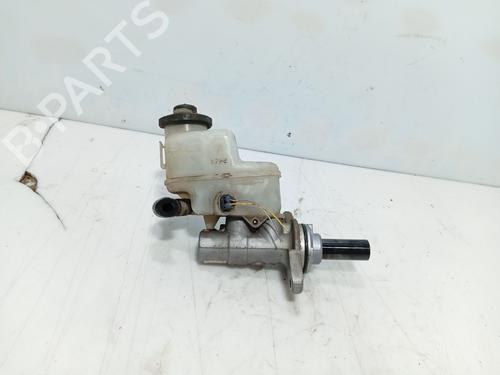Used Brake master cylinder Brake master cylinder 39028304 39028304