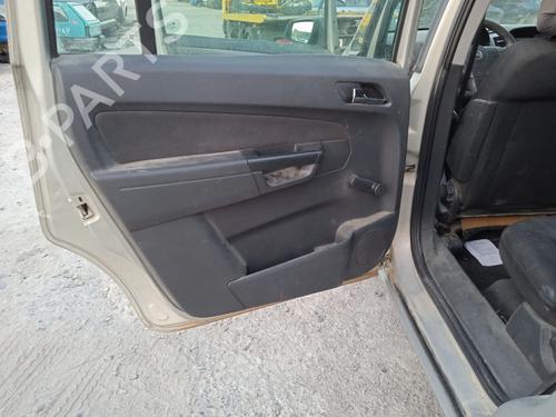 Fuse box OPEL ZAFIRA / ZAFIRA FAMILY B (A05) 1.9 CDTI (M75) | BP19007564E1 