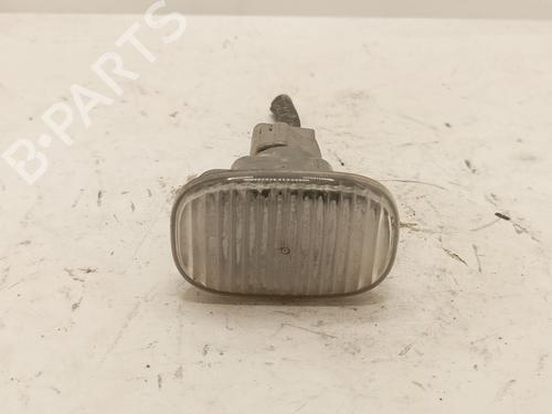 right-front-indicator-toyota-corolla-verso-zer_-zze12_-r1_-2004-2005-2006-2007-2008-2009-31706038 main image