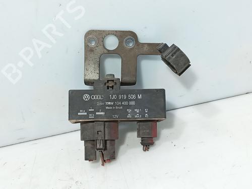 Used Electronic module Electronic module VW POLO IV (9N_, 9A_) 1.4 TDI (75 hp) 39668620 39668620