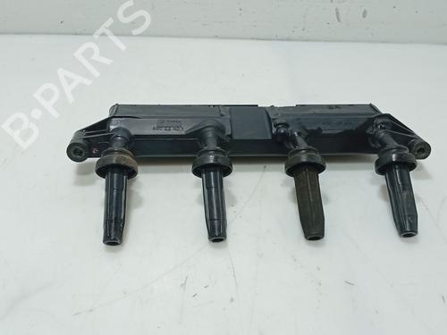 Used Ignition coil PEUGEOT 206 Hatchback (2A/C) 1.4 i (75 hp) 32303933