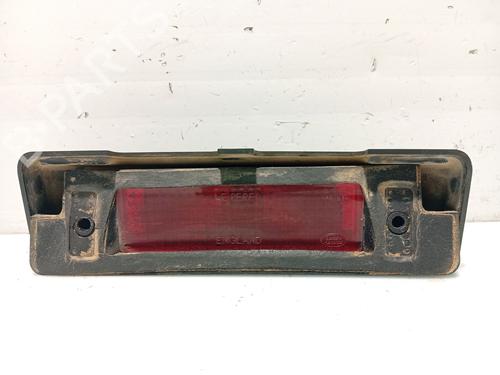 Used Third brake light LAND ROVER DISCOVERY II (L318) [1998-2004]  31101886
