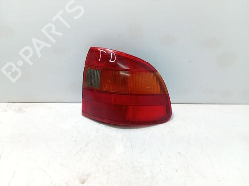 right-taillight-opel-astra-f-saloon-t92-1991-1992-1993-1994-1995-1996-1997-1998-1999-2000-2001-32220373 main image