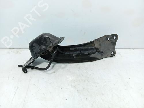 left-rear-suspension-arm-vw-passat-b7-362-2010-2011-2012-2013-2014-2015-2016-36700656 main image
