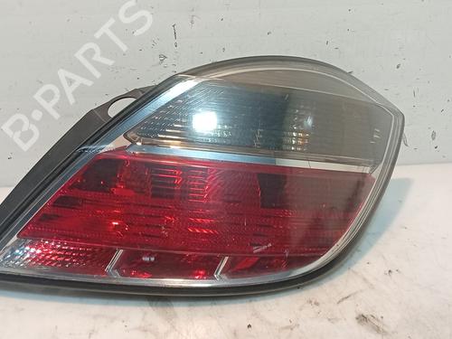 right-taillight-opel-astra-h-a04-2004-2005-2006-2007-2008-2009-2010-2011-2012-2013-2014-36111827 main image