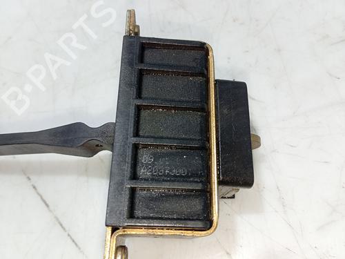 Hinge/Door check strap MERCEDES-BENZ C-CLASS (W203) C 180 (203.035) | BP31112598C146