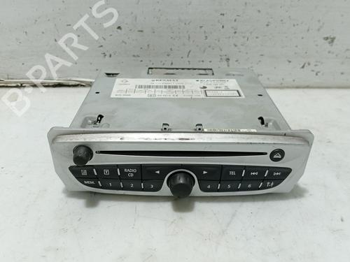 Used Radio RENAULT GRAND SCÉNIC III (JZ0/1_) 1.9 dCi (JZ0J, JZ0N, JZ1K, JZ1S) (131 hp) 31106926