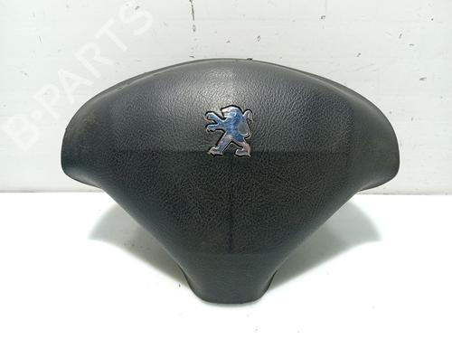 Used Driver airbag PEUGEOT 407 (6D_) 2.0 HDi 135 (6DRHRH, 6DRHRE, 6DRHRG, 6DRHRJ) (136 hp) 31105677