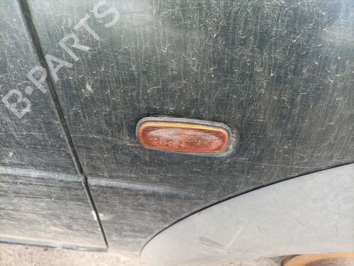 Used Right side indicator LAND ROVER FREELANDER I (L314) [1998-2006]  18996983