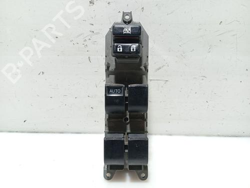 Comutador vidro frente esquerdo TOYOTA AURIS Estate (_E18_) 1.8 Hybrid (ZWE186_, ZWE186R, ZWE186H) (136 hp) 31102186